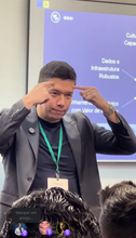 Apresentação presencial sobre inteligência artificial